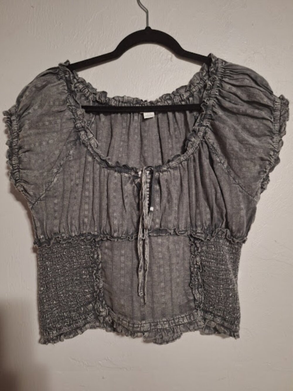 Kimchi Blue Brand XL Grey Ruffle Blouse